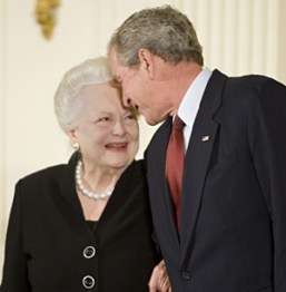 Olivia de Havilland, National Medal of the Arts 2008
